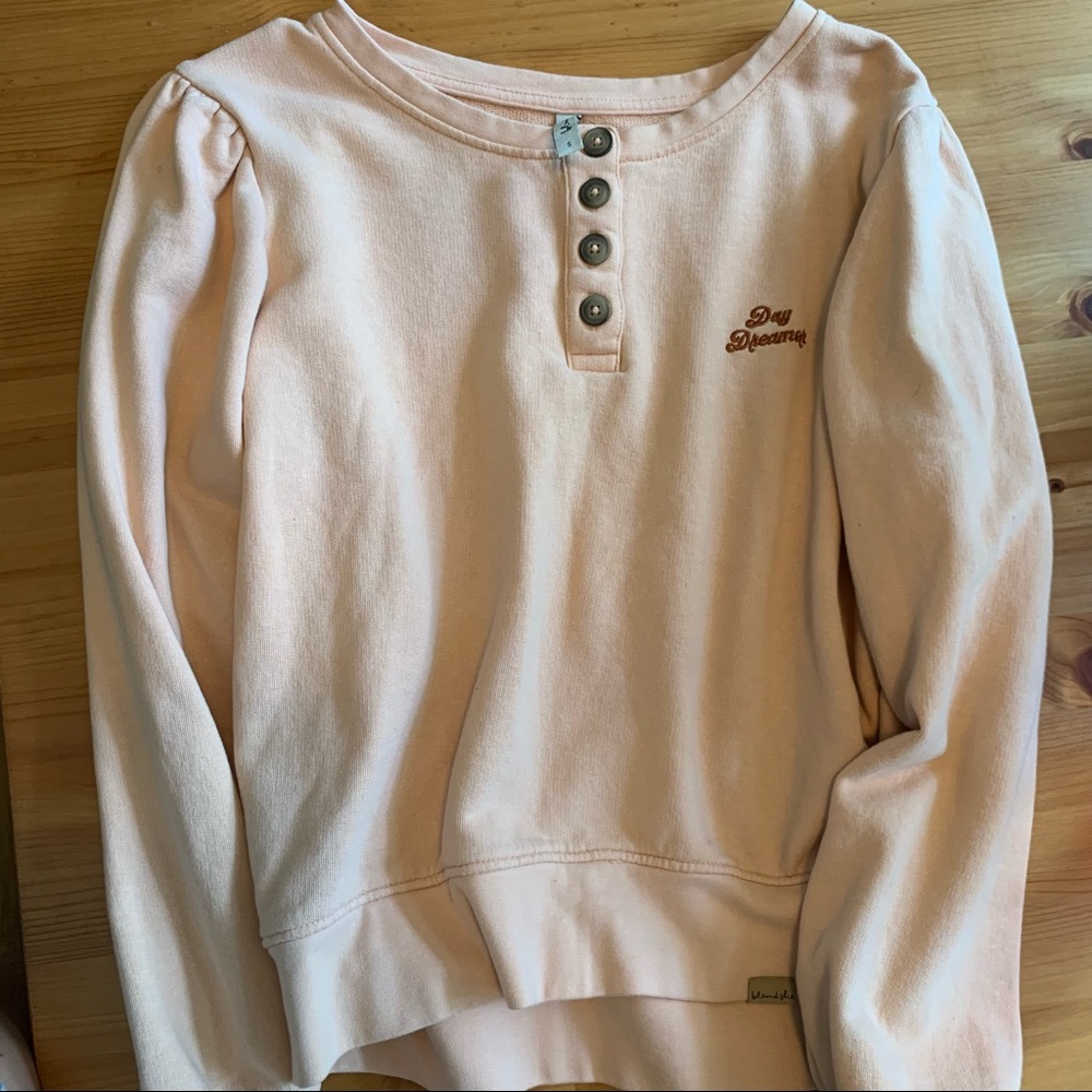 3/$10!!! “Day Dreamer” peach crop sweatshirt